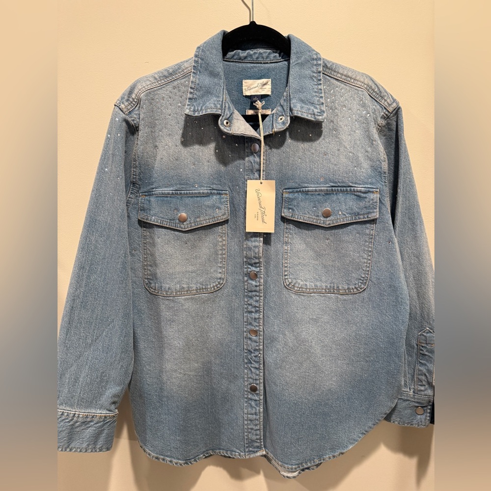 Universal Thread..

Oversized jacket with bling
Never worn